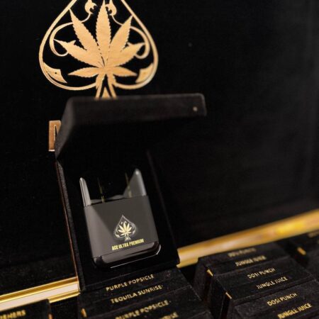 Ace Ultra Premium 4G Disposable vape pen in a sleek design.